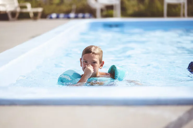 Escuela de natación infantil personalizada en Madrid